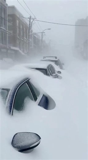 Snowamageddon in Toronto — City Buried Under Five Feet of Snow