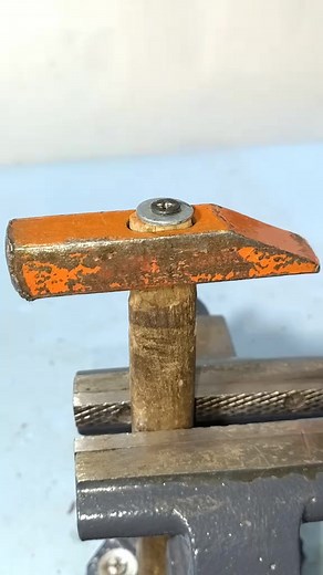 17K views · 61 reactions | Ingenius Method to Repair Broken Hammer Handle That You've Probably Never Seen Before. Useful diy tools ideas. Woodworking ideas and projects #DIY #tips #tricks #woodworking #skills #tool #howtomake #tipsandtricks #tutorial | tipsandfixes | Facebook