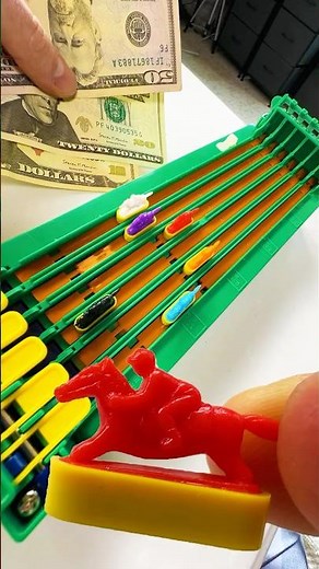 what a Toy Horse Racing Betting game looks like