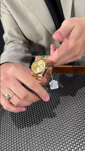 Rolex President Day Date 36mm Yellow Gold Diamond Mens Watch 18238 Review | SwissWatchExpo