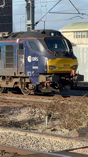 DRS Class 88 (88008) Braking for Red Signal at Rugby | Long Container Train