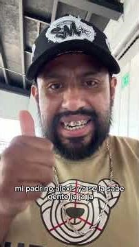 Pasamos con mi padrino Alexis y mi padrino chikilin a barber shop la Roma clínica jireh