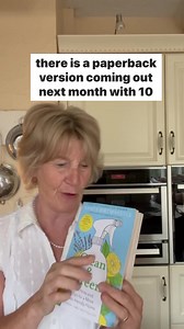 Conker detergent - once made will last a few weeks. I freeze the conkers then use as needed. They’ll freeze for at least a year so get foraging! Clean and Green : https://linktr.ee/nancybirtwhistle #conkerdetergent #laundry #greenliving #savemoney #freeDetergent | Nancy Birtwhistle