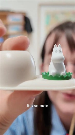 Turning a toothbrush holder into a functional studio tool