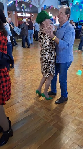 1.1K reactions · 26 shares | #QUARTA #DEOURO Abecelesc Abe #BLUMENAU #SC | Ivonete Gonçalves | Facebook