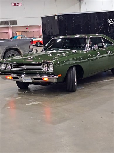 1969 Plymouth Road Runner Classic Car Drive By Engine Sound Detroit Michigan Autorama 2026