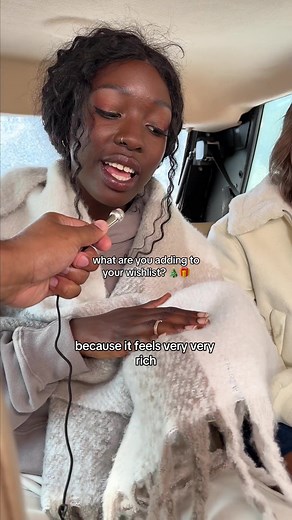 you heard it from the holiday hollister van (😮‍💨) it's a monochromatic winter 🥶☃️❄️ #hollister #minimicrophone #interview #comedy #winteroutfits #wintercoat #pufferjacket #winterfashion #holidayrotation