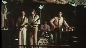 10cc - Dreadlock Holiday (Official Music Video)