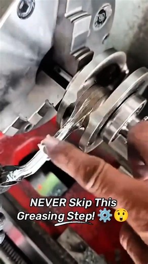 Don't Skip This! Proper Crankshaft Lubrication 💯 #tricks