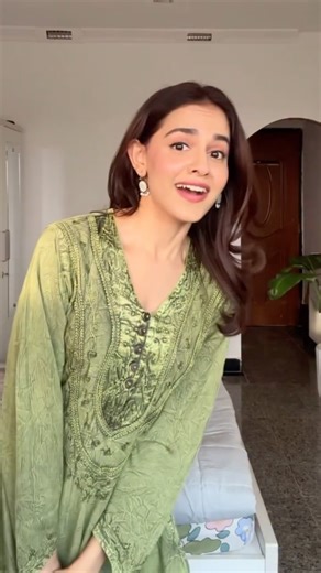 Akriti Sahota | The chemistry I have with my front camera? Unmatched.😌 | Instagram