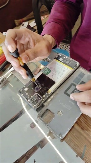 Trending sticker non transparent....... available all mobile models 🥰