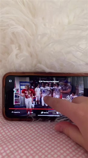 Bella and the Bulldogs Episode: Remembering Sawers' Smile at Bella!