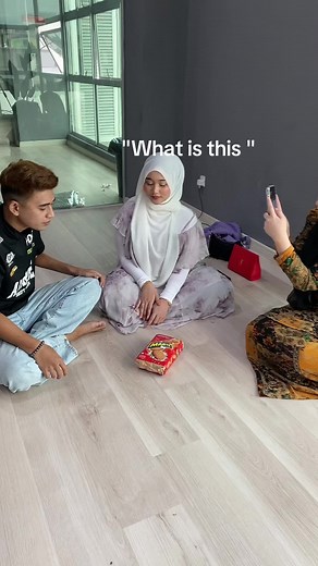 Understanding the 'This This Pulok Doh' Phenomenon