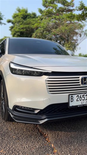 Drive the future. Honda HR-V e:HEV #honda #hondaoutsidejava #hondahrvhybrid #hondahrvehev #hrv