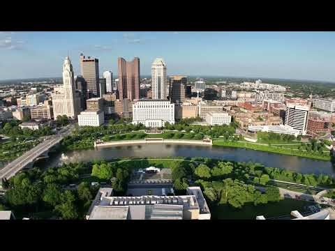 Overall Downtown Columbus Scioto River Skyline 03