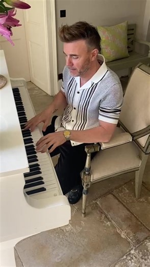 Fun Calendar Shoot Entertainment with The Muppets