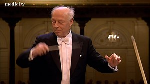 42K views · 6.9K reactions | The International Conducting Competition Rotterdam is starting very soon on medici.tv! Before, over the next few posts, let's look at how different maestros conduct the same piece but with each time, a unique way to dialogue with the orchestra! Watch first, Bernard Haitink conducting Mahler's Symphony No.4! https://cutt.ly/EJqqH5b | medici.tv | Facebook