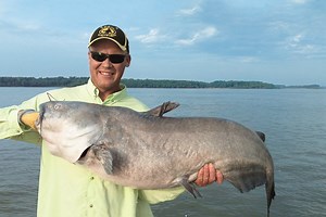 Drift Fishing for Catfish - In-Fisherman