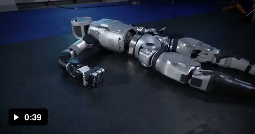 The lartest robot from Boston Dynamics - Video