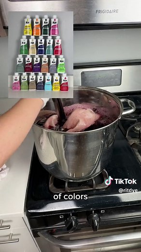👇 How to use Rit Dye Instructions 👇 Dyeing accessories to match is a great way to pull an outfit together or transform items in your closet without having to buy new ones! Rit All Purpose dye works with cotton, wool, silk, rayon, linen, and nylon. For clothing and accessories made of synthetic fibers like polyester, try Rit DyeMore. Instructions: 1️⃣ Pre-wash the items you plan to dye. Keep damp. 2️⃣ Prepare a stainless steel pot on a stovetop or plastic container of hot water and one teaspoon