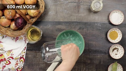 Připravit nálev na utopence je velmi jednoduché i pro začátečníky