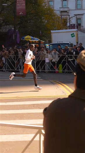 Silent speed and relentless forward motion. That's the power behind Kipchoge's NYC strides. Video by Meta Endurance | ASIA RUN