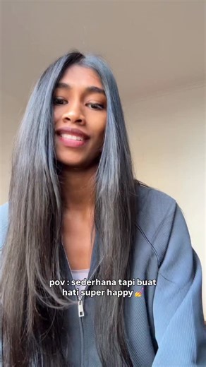 Begini ya, kalau jadi model kuku nggak boleh dihias yang aneh-aneh 🥹 | Sawitri Sawitri