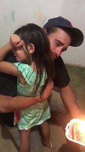 2.3M views · 18K reactions | Chorei de emoção  Não precisamos de muito para sermos felizes... Mas se pudermos fazer algo melhor por aqueles que amamos... Faremos sem dúvida ❤️ Segue o perfil da mãe da criança: https://www.facebook.com/profile.php?id=100008712610394 | O Melhor de Manaus | Facebook