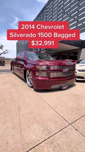 Custom 2014 Chevrolet Silverado 1500 Bagged for Show