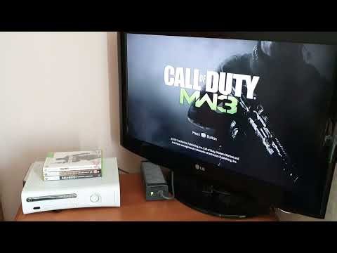 250GB Microsoft Xbox 360 Falcon Console, Controller and Modern Warfare Bundle # 2632