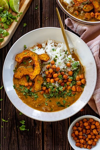 Acorn Squash Curry with Lentils & Roasted Chickpeas