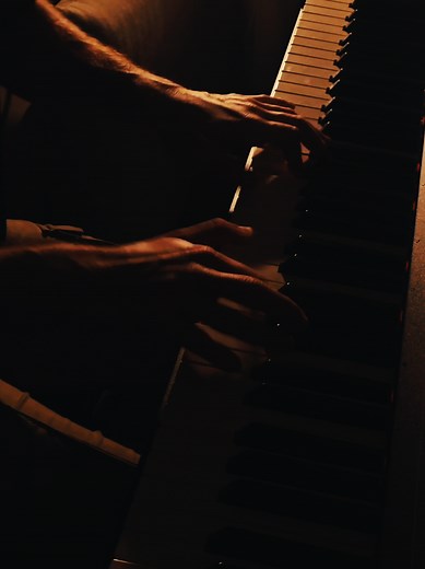 Emotional Piano Medley of Endless Night by Ludovico Einaudi