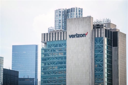 Verizon Outage Ends — And The Stock Is Bracing For The Damage