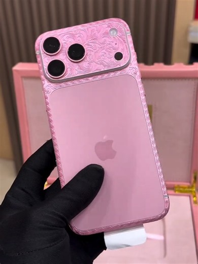The iPhone 17 Pro Max is Apple’s ultimate flagship, featuring a massive 6.9-inch display, a powerful A19 Pro chip, and a 48MP triple-camera setup. It includes an aluminum unibody with vapor-chamber cooling, enhanced battery life, and storage options up to 2TB. Key Specifications & Features: ✨ Display: 6.9-inch Super Retina XDR OLED with ProMotion (up to 120Hz) and up to 3,000 nits of outdoor peak brightness. It also utilizes Ceramic Shield 2 for increased scratch resistance. 🚀 Performance: Powe