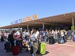 UK brings travellers home as Thomas Cook bosses criticised