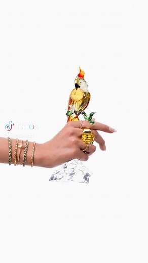 The vibrant #SwarovskiIdyllia Cockatoo leads the way into new creative territories along with the fluid glamour of #SwarovskiMatrixTennis bracelets and full-cut crystal rings. #CrystalMetamorphosis #Swarovski