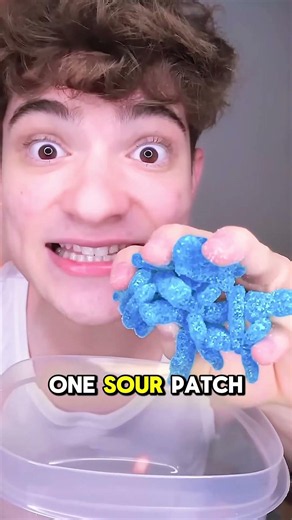 What Happens When You Put Sour Patch Kids Under a Microscope? The Result Is Shocking! 🔬🍬