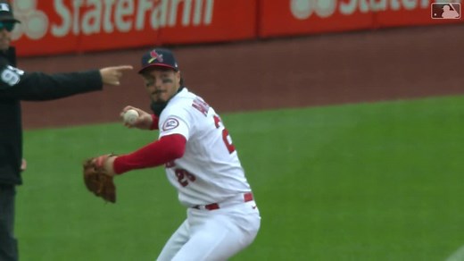 Nolan Arenado's spectacular throw