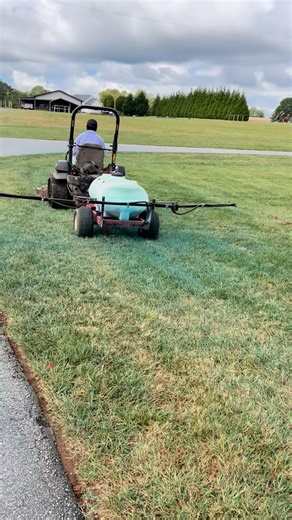 🪱 Stop Grubs & Armyworms Before They Start! 🪱 Fall is the perfect time to protect your lawn from underground invaders like grubs and hungry armyworms. Once they start feeding, they can destroy grass roots and leave ugly brown patches behind! ✅ Here’s how to prevent them: • Apply a quality preventative insect treatment early in the season • Keep your lawn healthy and thick pests target weak spots • Water deeply but not too often to avoid attracting larvae • Watch for early signs: thinning grass