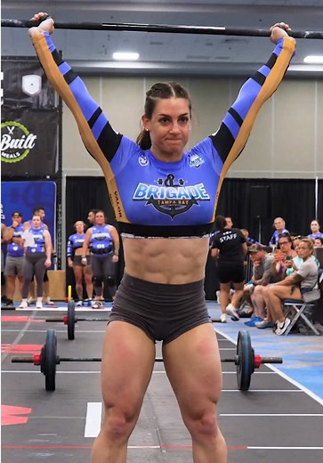 Rebecca Rouse: Snatch Hang Snatch Ladder Performance