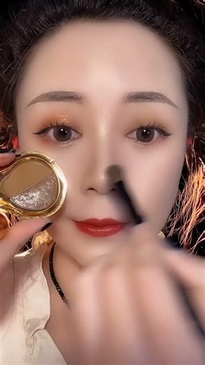 eyeliner makeup tutorial for beginners/Best Makeup Transformations