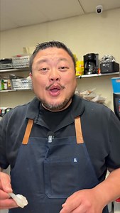 Juicy shrimp, thanks to a little technique called velveting. You’re welcome. #wans | Wan's