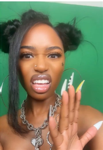 Germinis keep streaming CREEPIN 💋 #alttiktok #alt #bigmamagerman