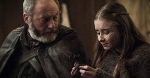 Stannis Baratheon quema a su hija, la única heredera