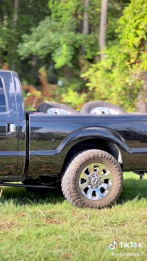 Think its gonna stay like this for a while🤩 #blowthisup #f250 #bubba #fyp #37s #67powerstroke #iphone13 #trucktok #bubbasetup