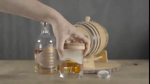 Smoke Top Cocktail Smoker Kit - Smoked Whiskey Kit, ALOPEX Old Fashioned Whiskey Smoker kit, Smoke Top for Bourbon & Cocktail with 5 Flavors of Wood Chips, for Father's Day Gift