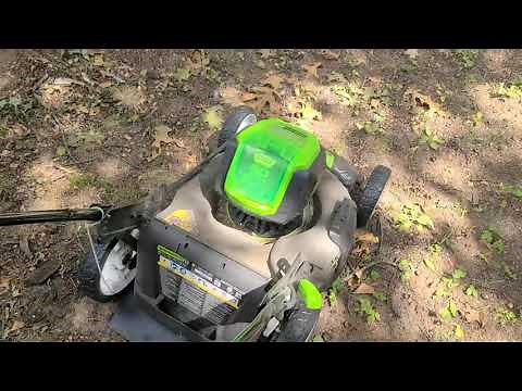 Mulching with the Greenworks 80V lawnmower