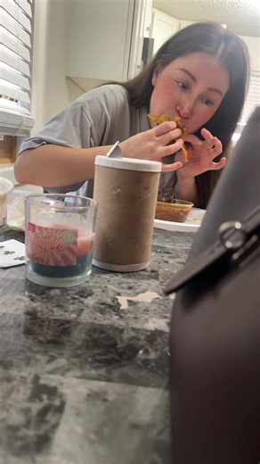 Isa Hernandez 🇸🇻💙 (@mariaisabellahernandez)’s videos with sonido original - Isa Hernandez 🇸🇻💙