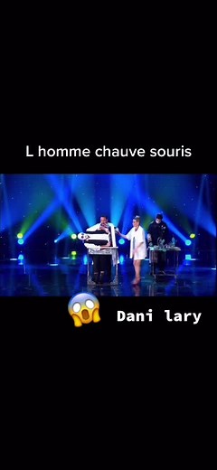 #illusion #leplusgrandcabaretdumonde #spectacle #danilary #original #original #homme #chauvesourrie #gag#drole