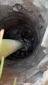 🚧💦 Pumping Out a Catch Basin in Chicago 🏙️ #draincleaning